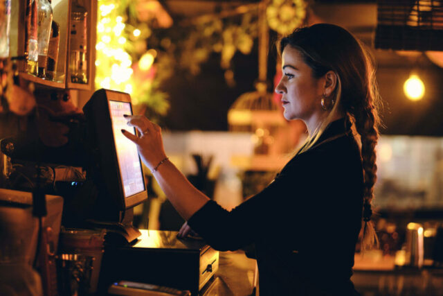 Web marketing techniques for restaurants in Egypt