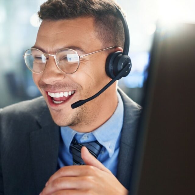 Outsource or In-House? Hire A Contact Center That’s Perfect for Your Brand