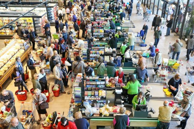 Human Resources outsourcing in retail store