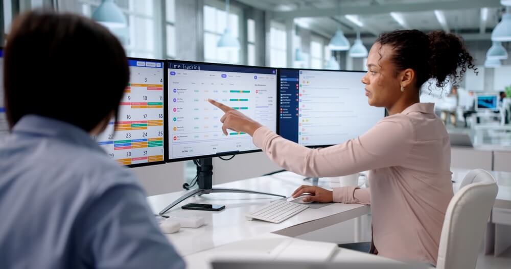 payroll outsourcing services